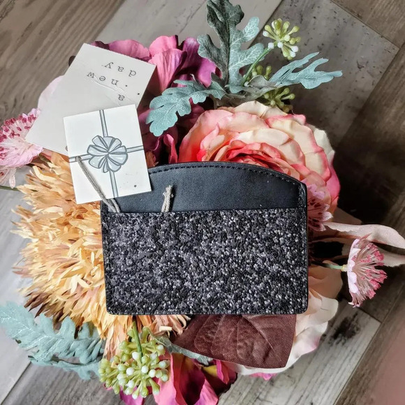 NWT A New Day Black Glitter Textured ID Credit Card Holder - Picture 2 of 6